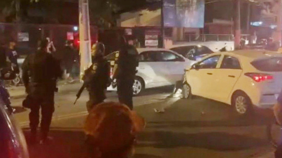 Policial morre atingido por bala perdida em Niterói