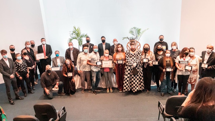 Prêmio Renatinho de Direitos Humanos foi entregue aos destaques de 2021 em Niterói