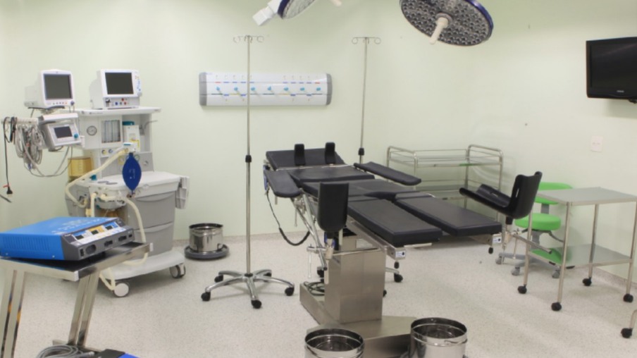 Hospital e Maternidade São Francisco inaugura nova sala de cirurgias