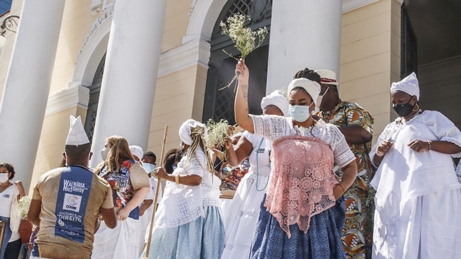 Aniversário da Umbanda é festejado na Câmara Municipal de Niterói
