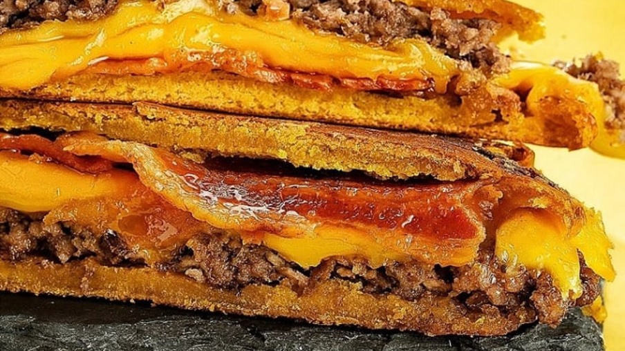 Novidade gastronômica: Primeiro hambúrguer prensado de Niterói