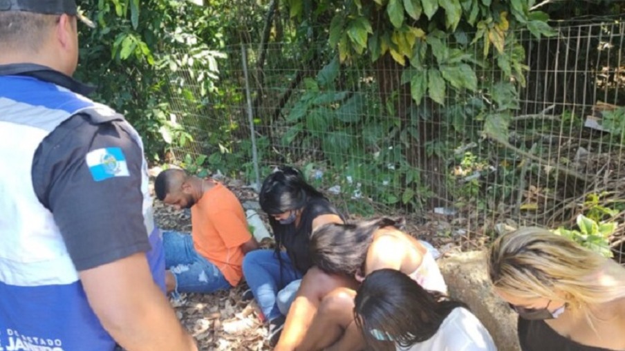 Polícia prende grupo que realizava furtos em Niterói