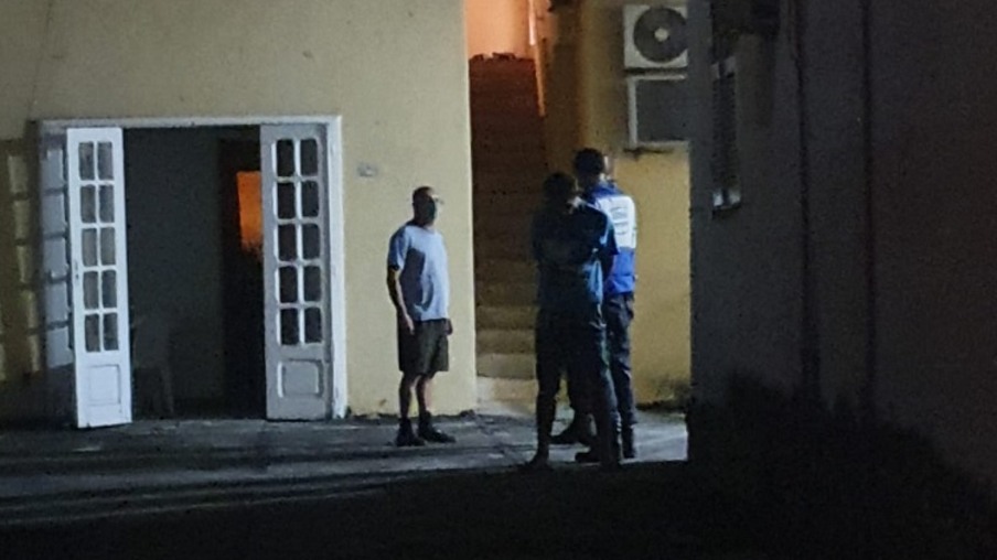 Homem é preso por invasão de domicílio em Niterói