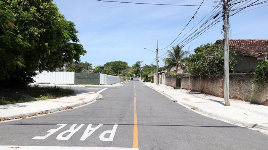 Região Oceânica de Niterói recebe mais seis ruas com drenagem e pavimentação