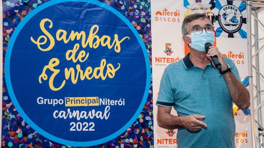Niterói lança EP com sambas-enredo de escolas da cidade