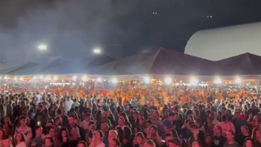 Confira os vídeos do 1º dia do Blend BBQ Festival em Niterói
