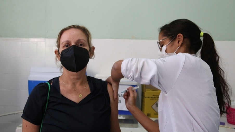 Niterói amplia a aplicação da quarta dose da vacina contra a Covid-19