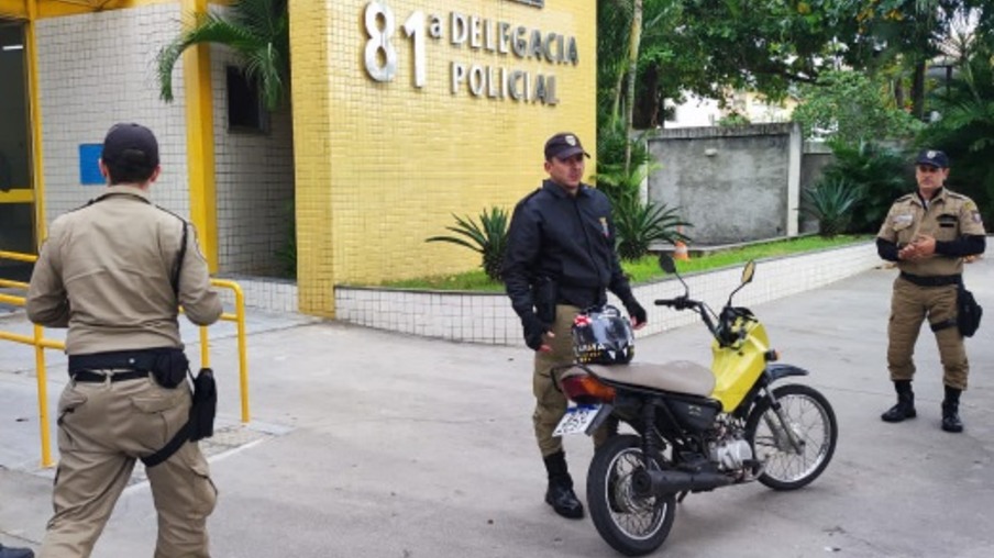 Guardas Municipais apreendem moto com placa clonada na Região Oceânica de Niterói