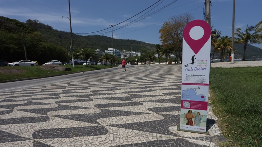 Prefeitura instalou totens em oito pontos da cidade, que mostrarão cenas de filmes e depoimentos de artistas e familiares dentre eles a mãe Dona Déa e Ingrid Guimarães | Foto: Luciana Carneiro 