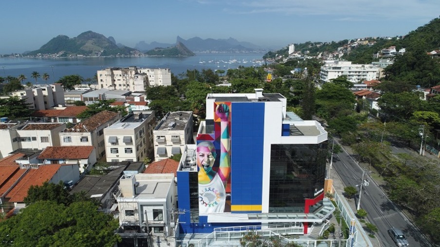 "Vitoria", mural de Eduardo Kobra em Niteroi