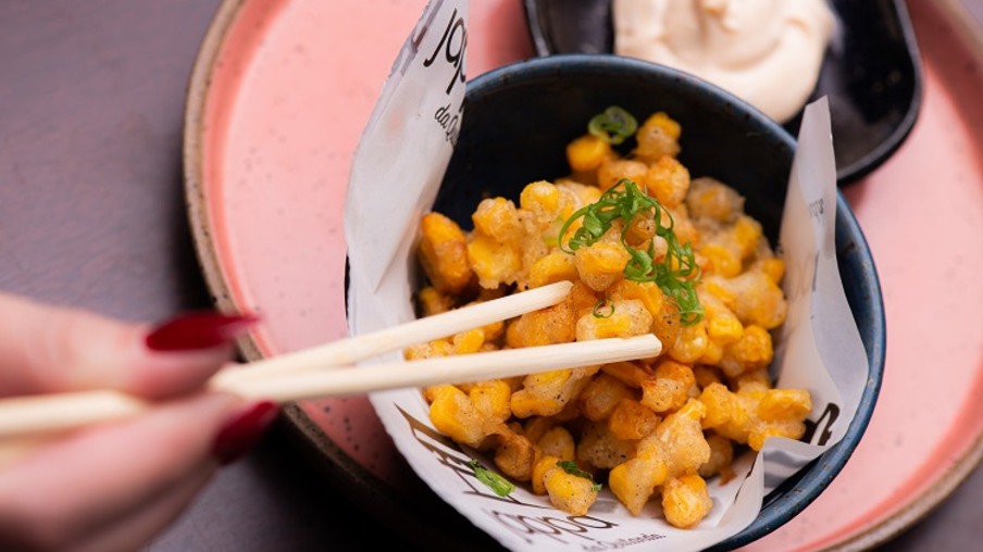 tempura de milho crocante