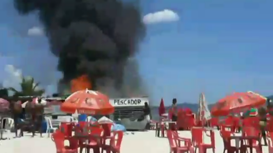 Vídeo: Incêndio na Prainha de Piratininga