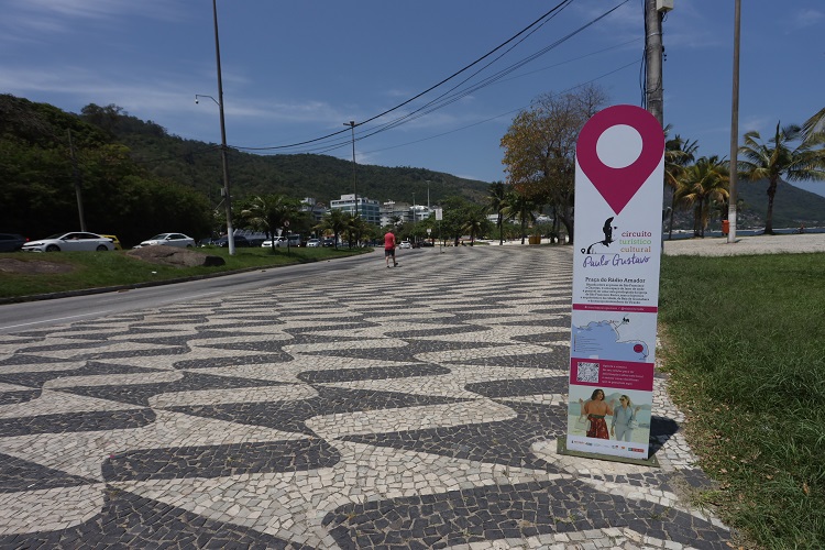 Prefeitura instalou totens em oito pontos da cidade, que mostrarão cenas de filmes e depoimentos de artistas e familiares dentre eles a mãe Dona Déa e Ingrid Guimarães | Foto: Luciana Carneiro 